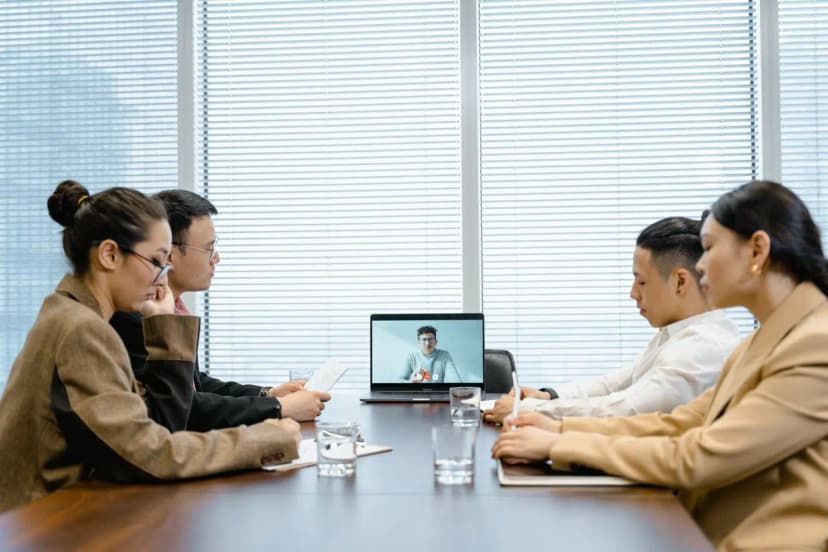 Offshore accounting support team collaborating remotely